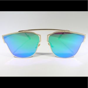 Gold sunglasses w. mirror lens shifts teal /purple